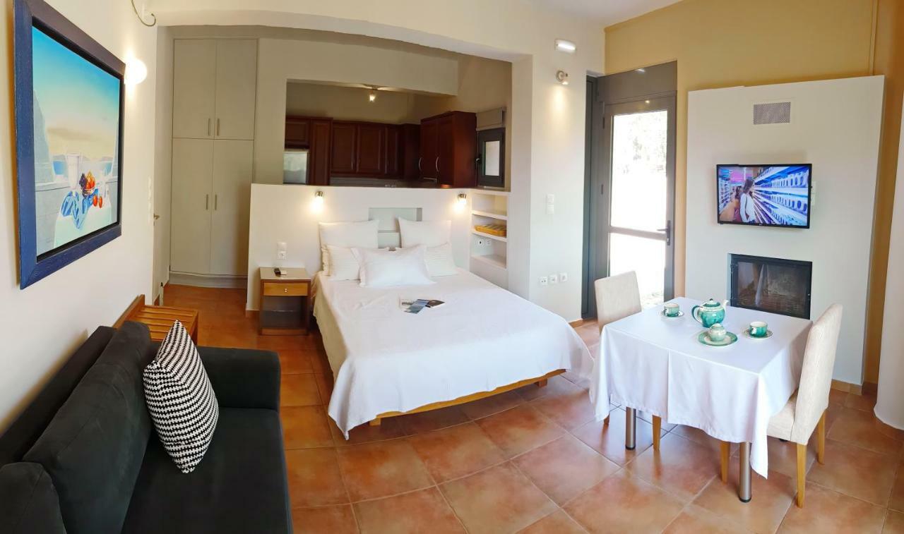 Erodios Hotel Kárystos Eksteriør bilde