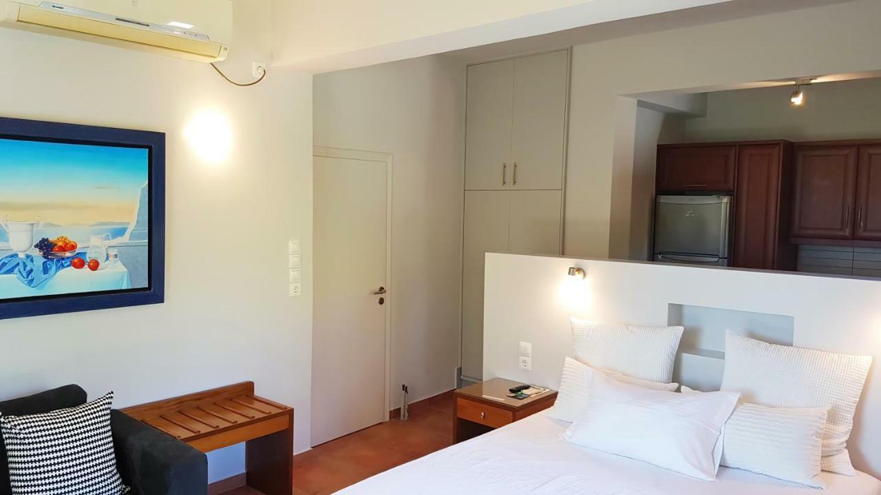 Erodios Hotel Kárystos Eksteriør bilde